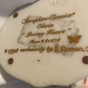 Gerafin with swan geraphin classics Olivia loving heart